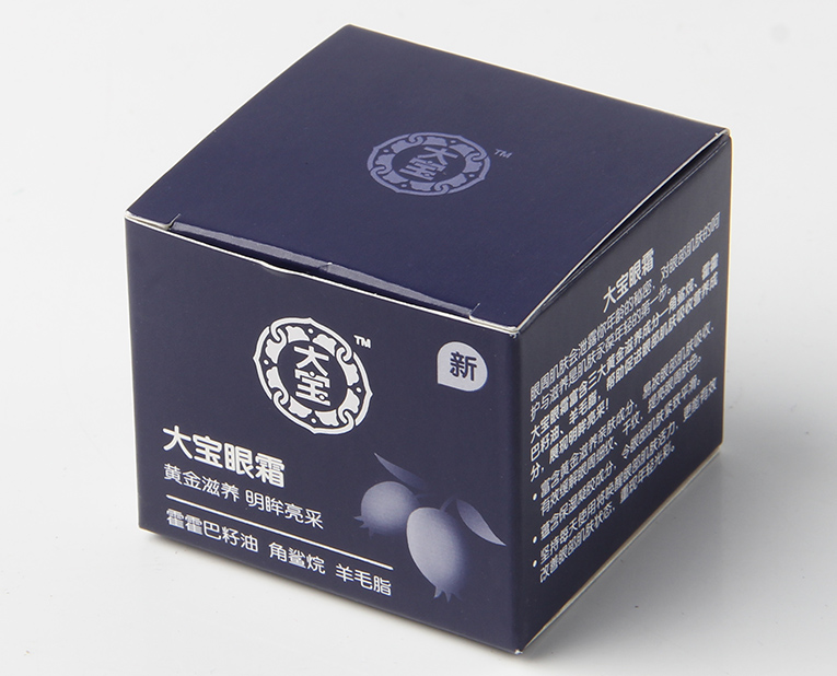 化妝品盒廠家的老師傅，為了讓工人早點放假，放出大招解決飛墨